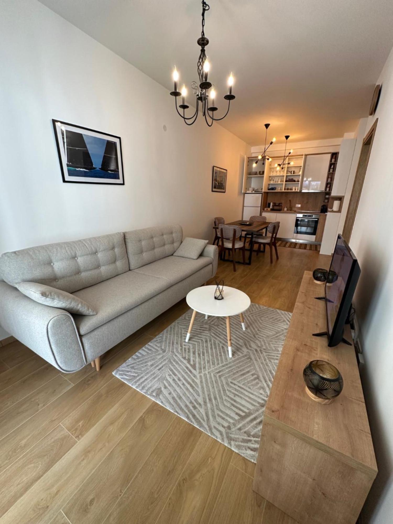 Apartment Diplomat *
