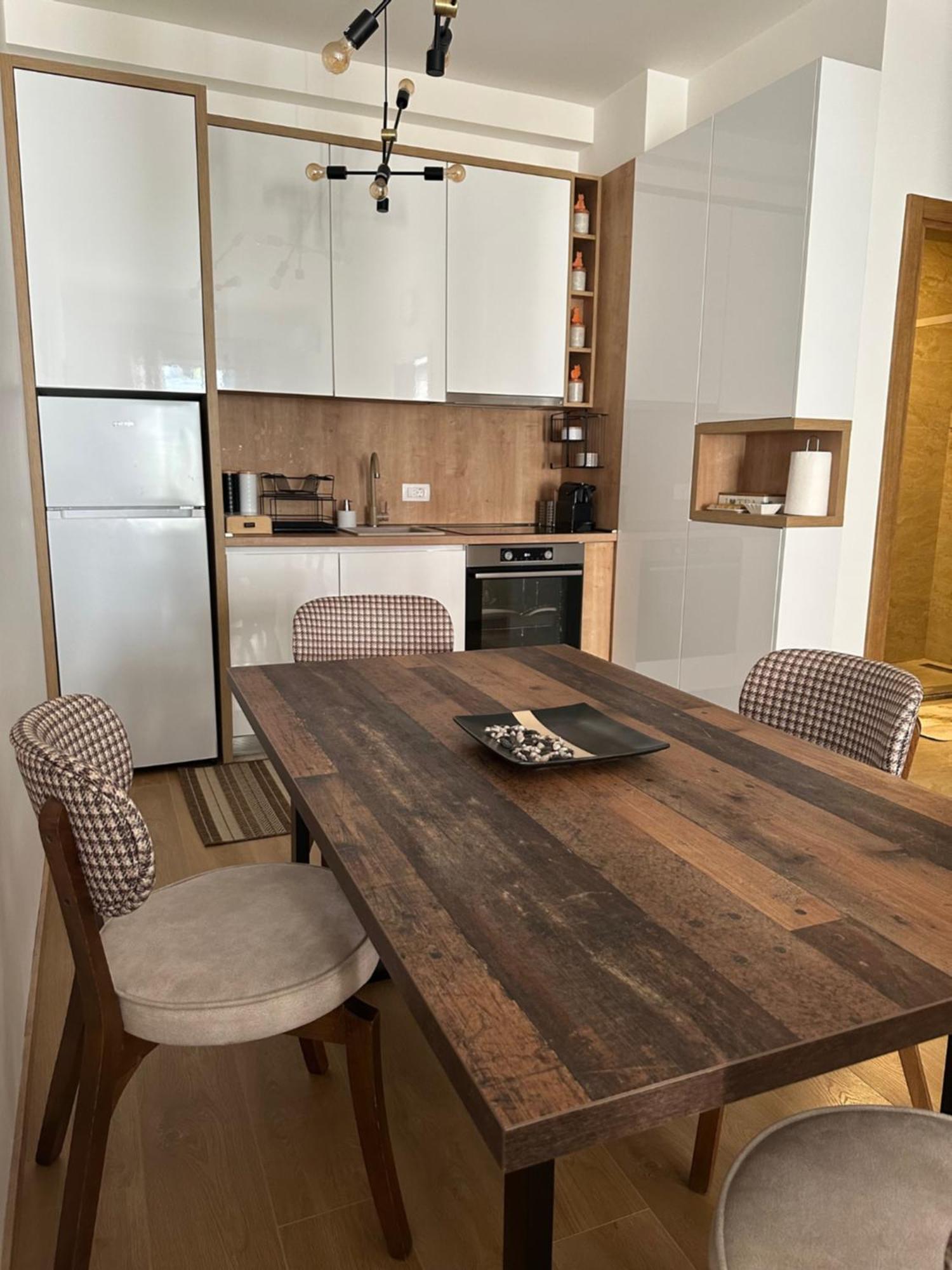 Diplomat Apartment