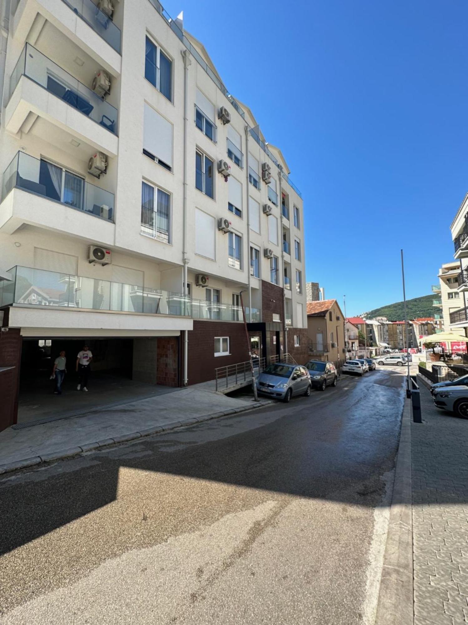 Diplomat Apartment Budva
